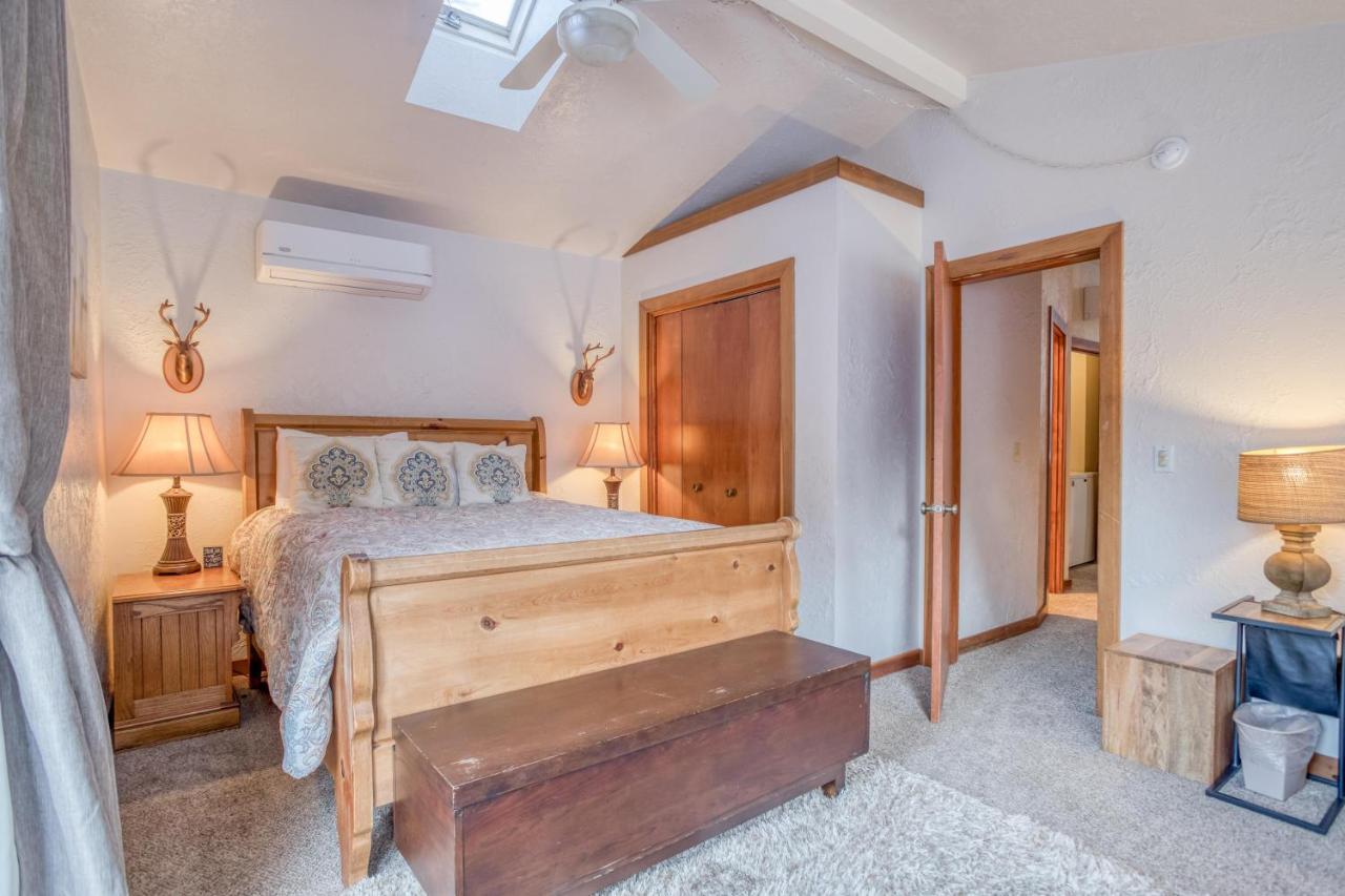Cedar Cove Lodge Sunriver Ngoại thất bức ảnh